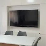 Appartement Impeccable 3 pièces avec balcons, la plage à 50m Juan les pins proche Cannes *